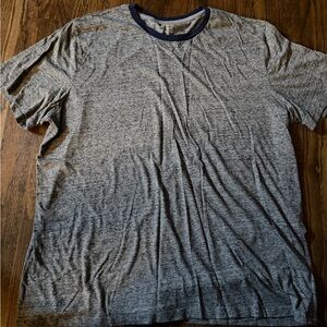 Old Navy Gray Short Sleeve Tee